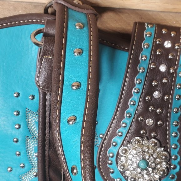 Conceal Carry Handbag-Western Style, Rinestone, Crystal, Embroidery Accents - Picture 3 of 13